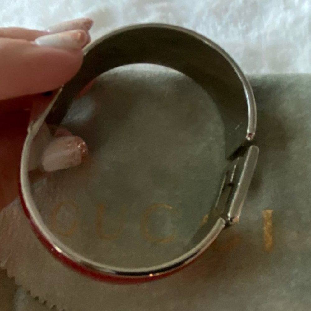 Gucci G Luxury Jewelry Metal Bracelet Cuff in Silver and Red includes COA - Picture 11 of 13